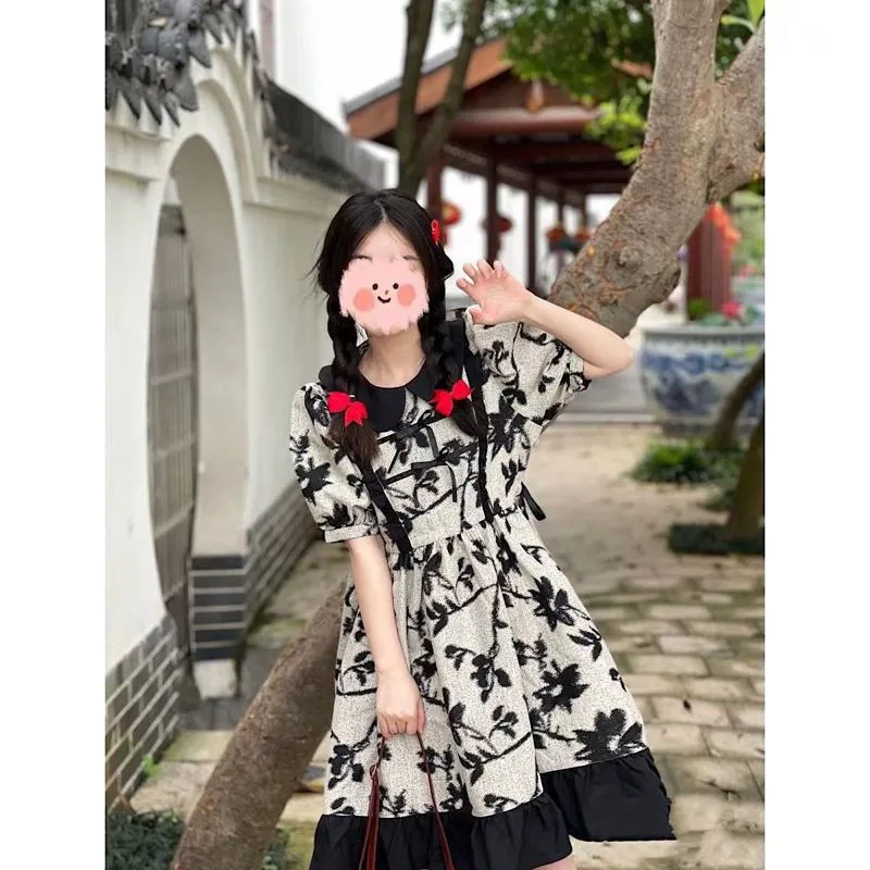 Slimming Cinched Waist Petite Cropped Floral Print Dress